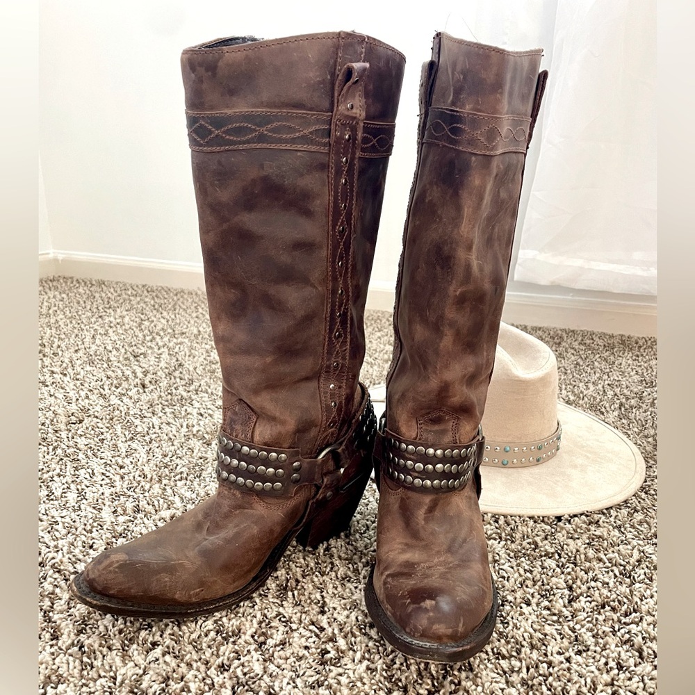 Women's Independent Boot Company Leather cowboy boots.SZ 7